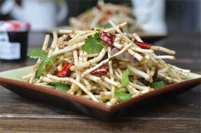 鱼腥草金银花凉茶饮料